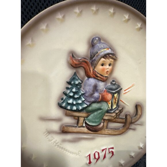 Vintage Hummel Goebel Annual Collector Plates 1972-1977 Set Of 4 Decorative Art - Picture 4 of 9